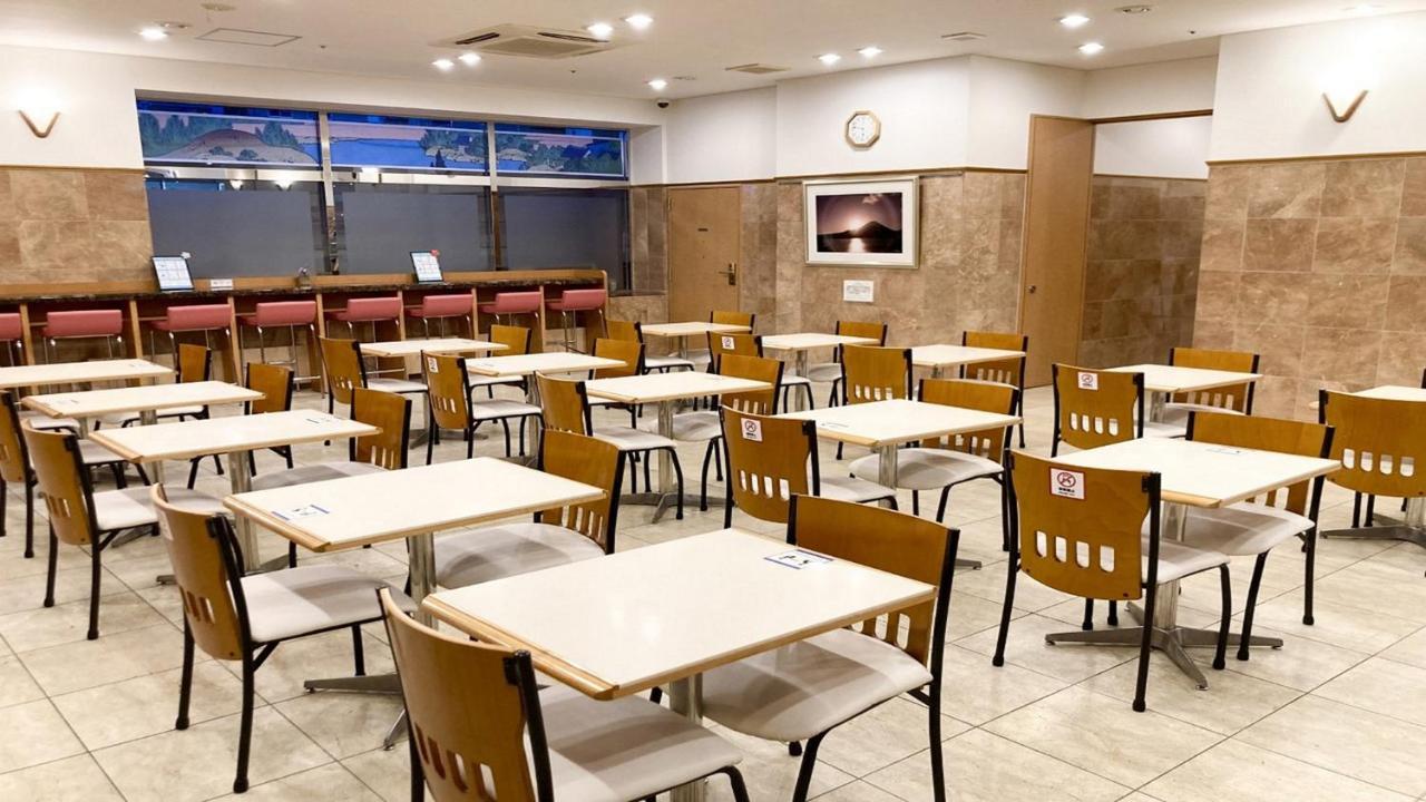Toyoko Inn Tokyo Shinjuku Kabukicho Buitenkant foto