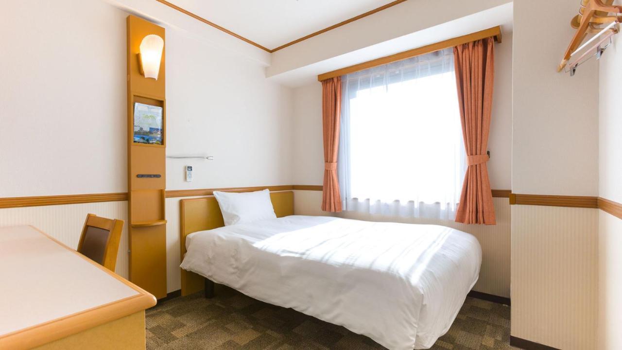 Toyoko Inn Tokyo Shinjuku Kabukicho Buitenkant foto