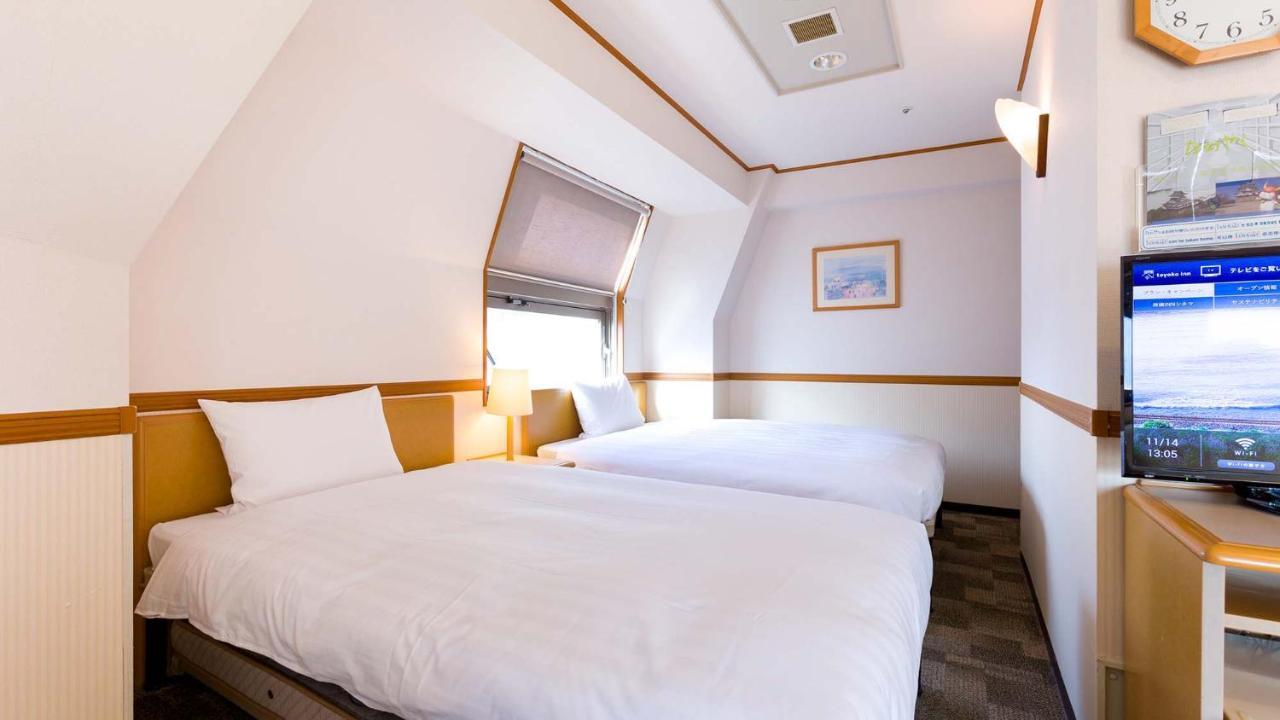 Toyoko Inn Tokyo Shinjuku Kabukicho Buitenkant foto